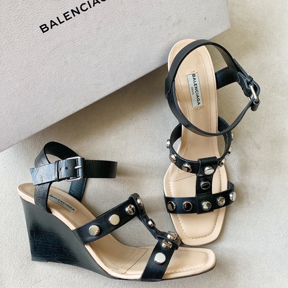 BALENCIAGA Studded Sandals - Picture 3 of 7